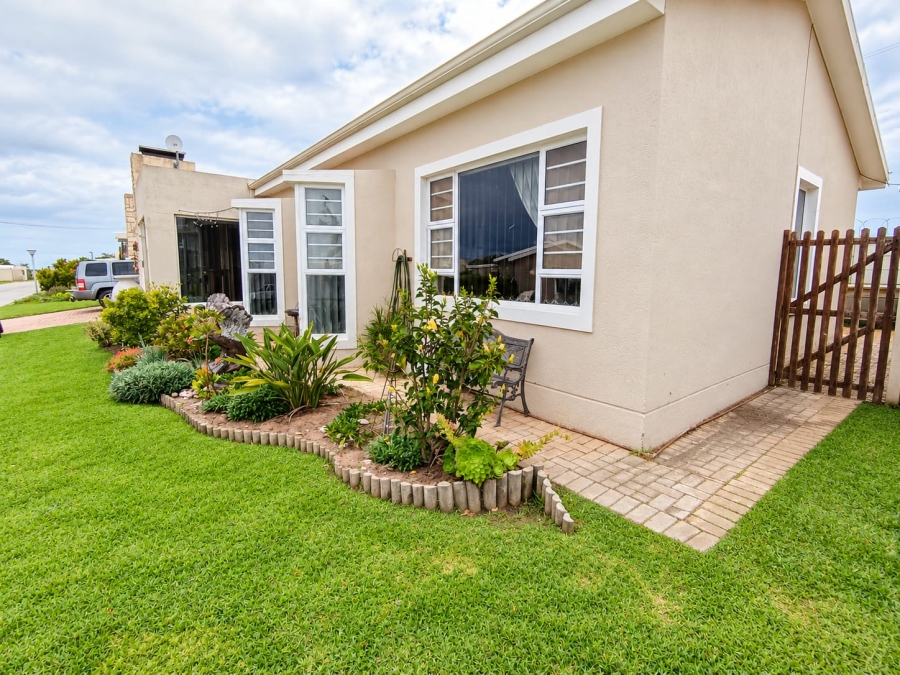 3 Bedroom Property for Sale in Heiderand Western Cape